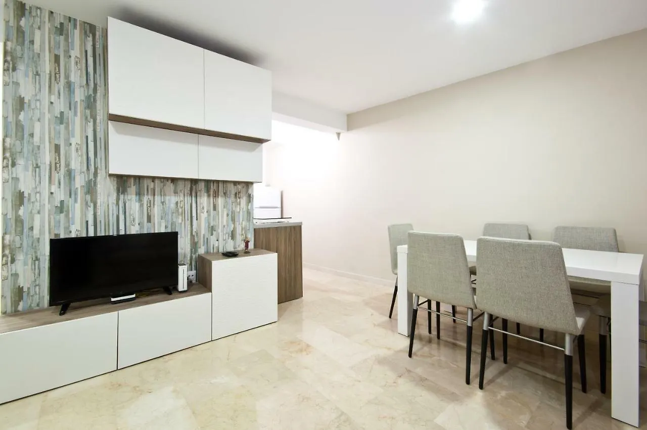 Oceany Aparthotel Madrid
